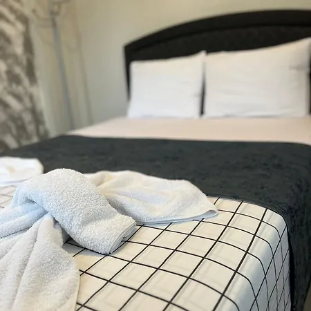 Goekcen パムッカレ