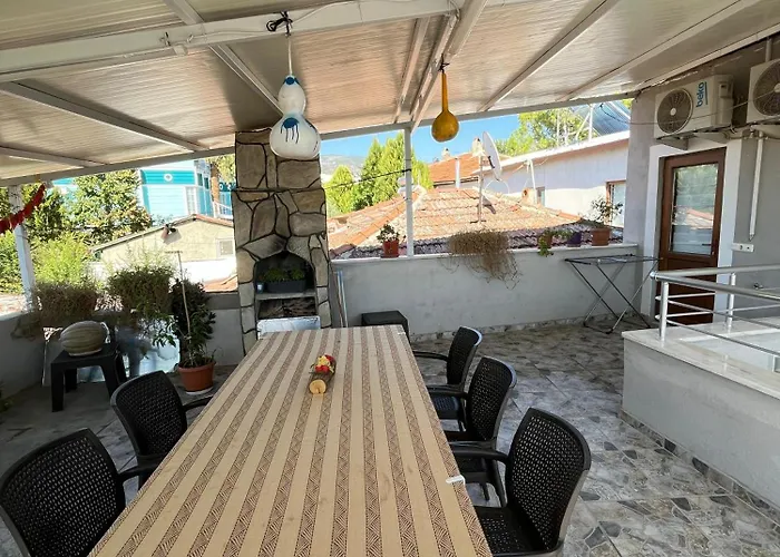 Gökçen Apartamento *